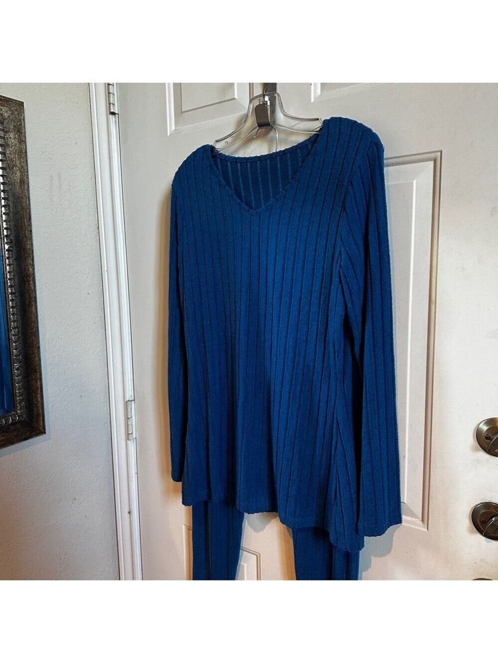 Blue Ribbed Knit Set XL - Picture 4 of 13